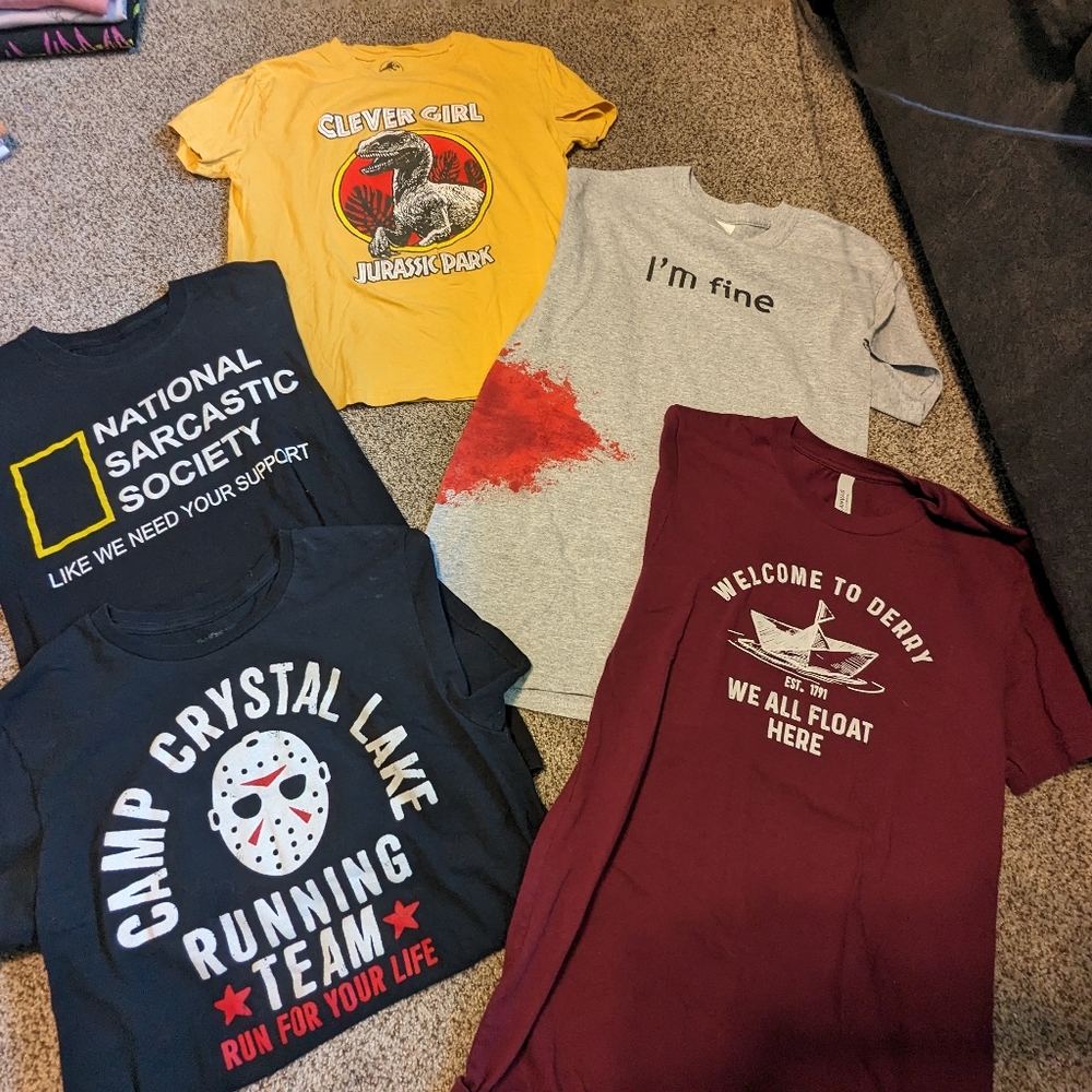 Graphic Tee bundle